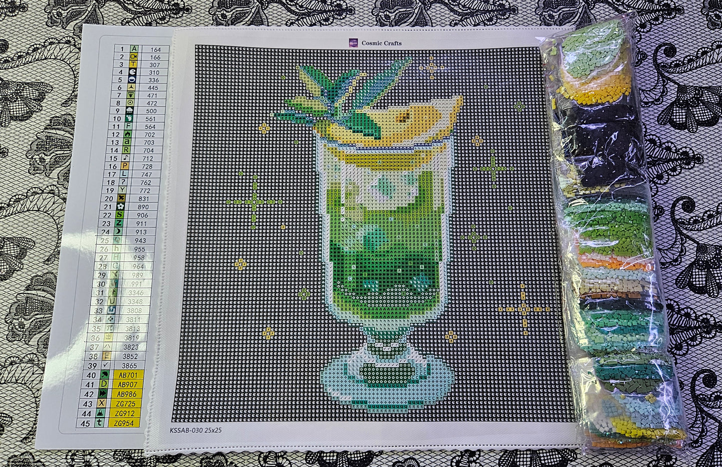 Lemon Limeade Elixir – Mini Diamond Painting Kit, Full Square Drill with AB & Fairy Dust Enhancements