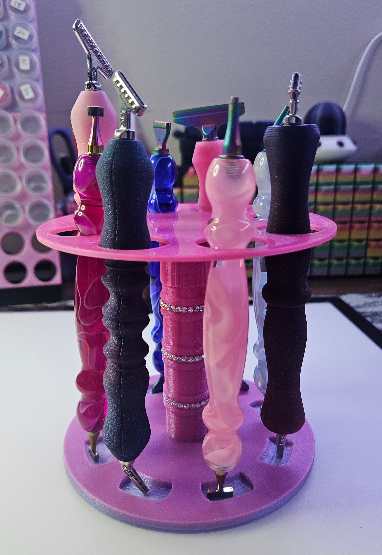 Spinning Carousel Diamond Painting Pen Holder with Sparkling Rhinestones, Holds 8 Pens, Diamont Art Tool Holder