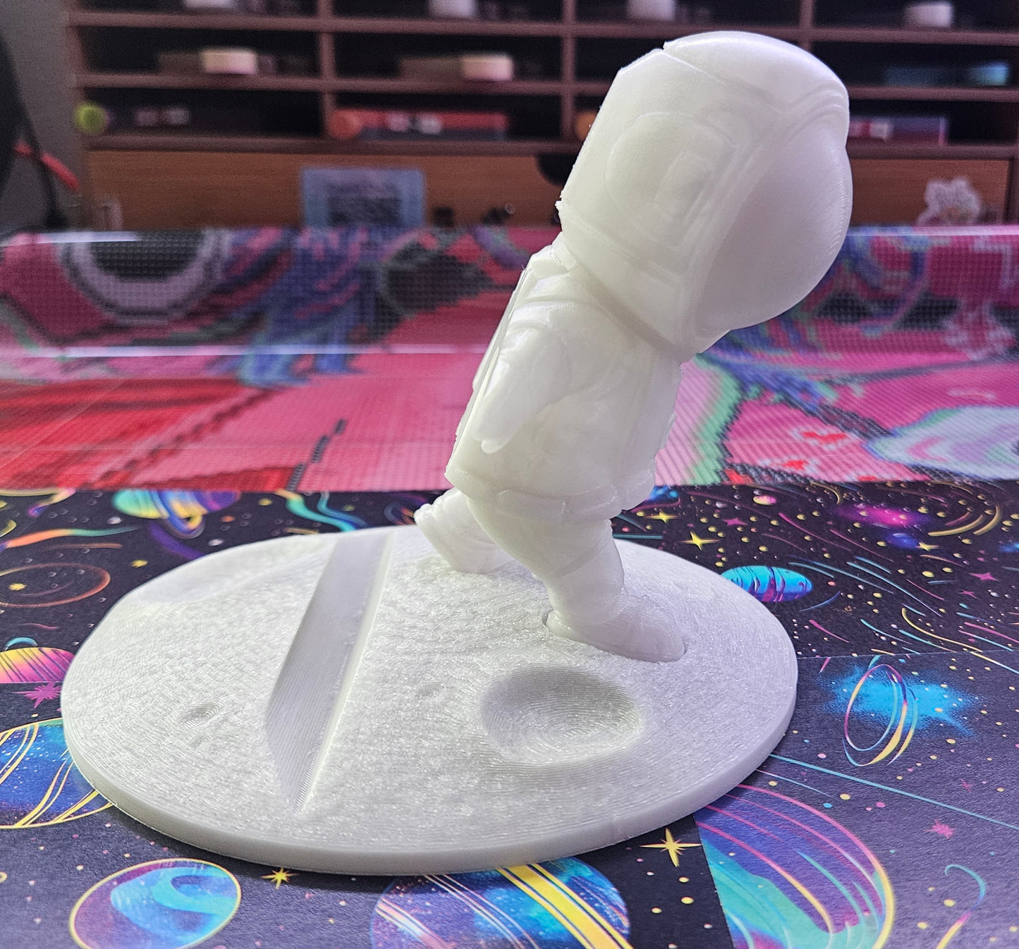 Astronaut Phone Stand, Cute Holder for Phones and Tablets, Cosmic Desk Organization, 3D Printed Desk Accessory, Space Organizer Tool