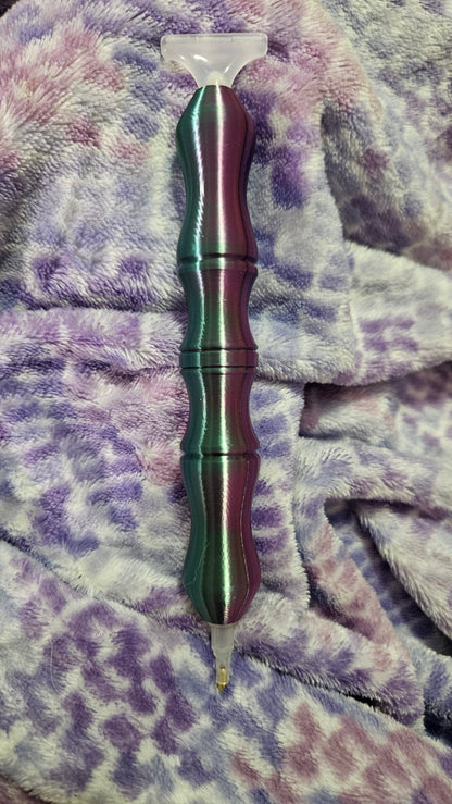 3D Printed Diamond Painting Pen, Carved 5 Wood Style, E-Painter Version, Lightweight Diamond Art Pen, Comfortable and Colorful Diamond Dot Tool, Drill Pen Cosmic Crafts