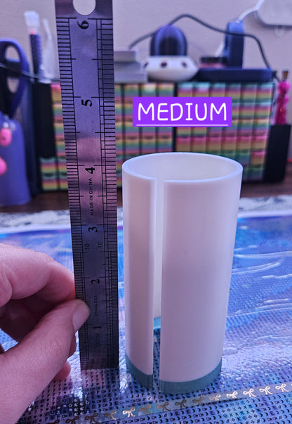 Medium Diamond Painting Canvas Roll Holder, 3D Printed Canvas Tube with Slot, Works with Table Clamps, Unfinished Canvas Protector