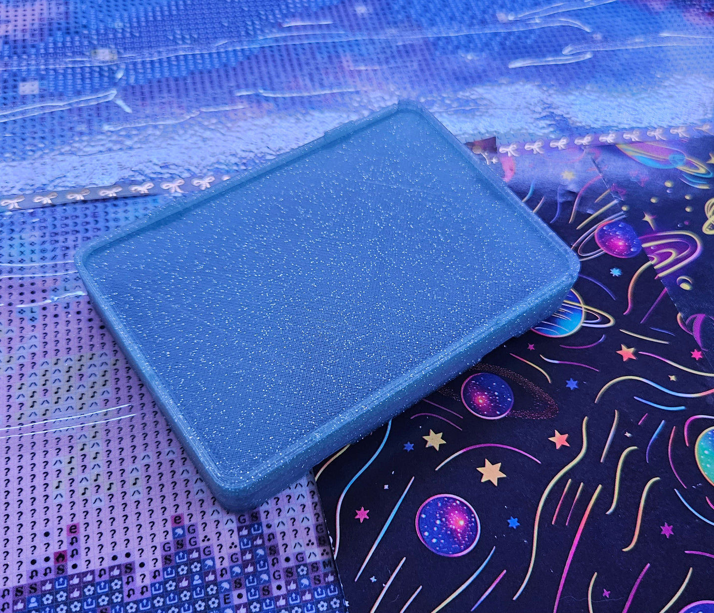 Medium Diamond Painting Tray, Spout-less Stacking 3D Printed Drill Tray with Lid, Standard Lines for Rhinestone Organization, STAR Series