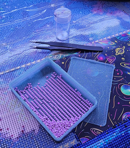 Medium Diamond Painting Tray, Spout-less Stacking 3D Printed Drill Tray with Lid, Standard Lines for Rhinestone Organization, STAR Series Cosmic Crafts