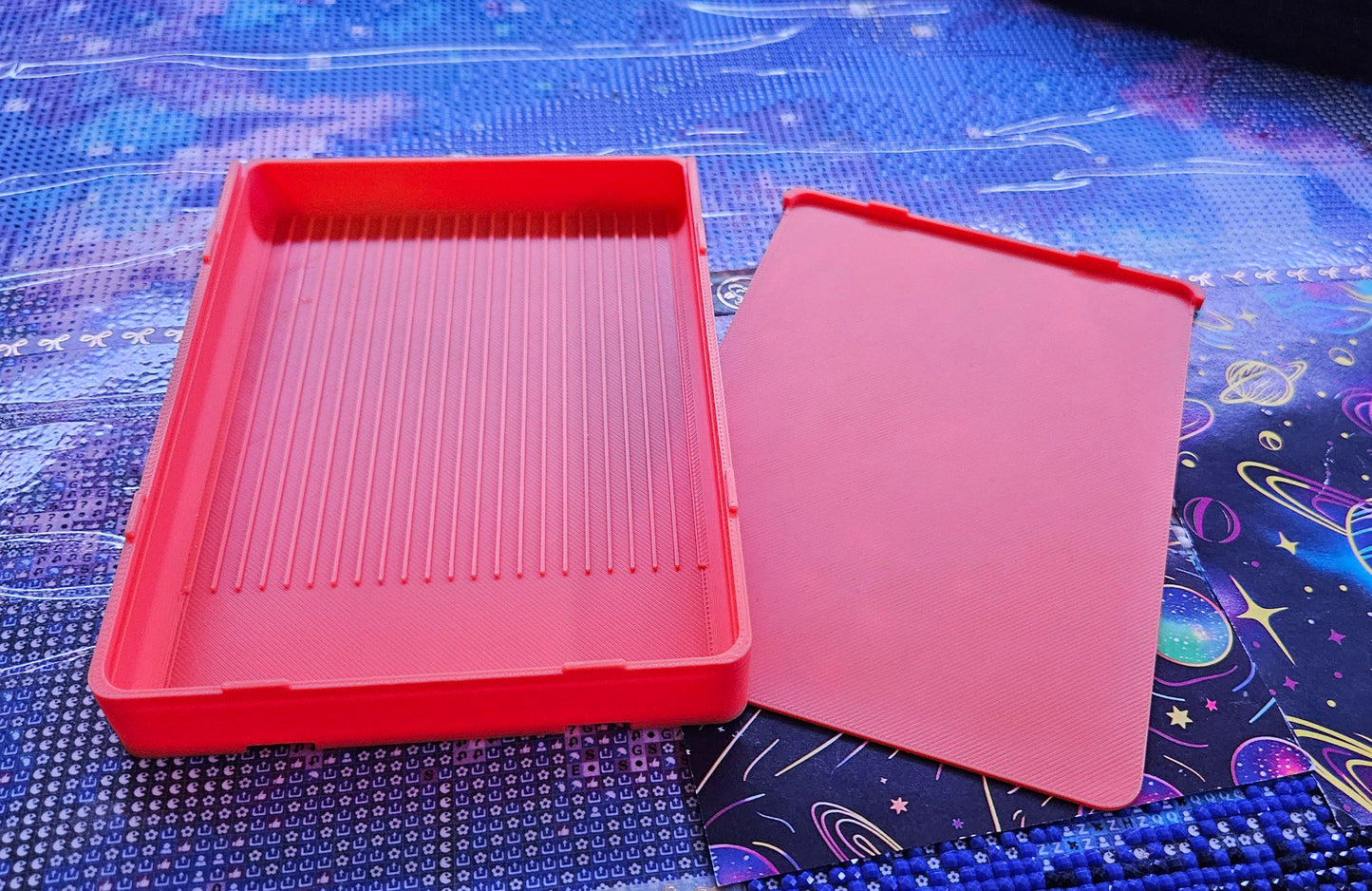 Large Diamond Painting Tray, Spout-less Stacking 3D Printed Tray with Sliding Lid, Standard Line Rhinestone Drill Organizer, STAR Series