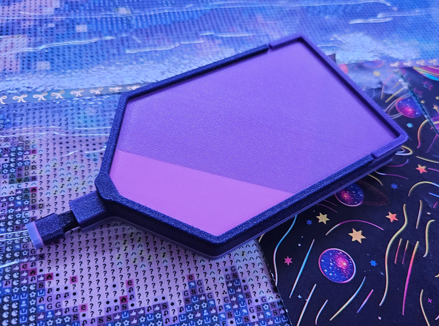 Diamond Painting Tray with Skinny Spout, Slide-On Lid & Stopper, 3D Printed Drill Organizer, Rhinestone Craft Accessory, Gem Art Storage