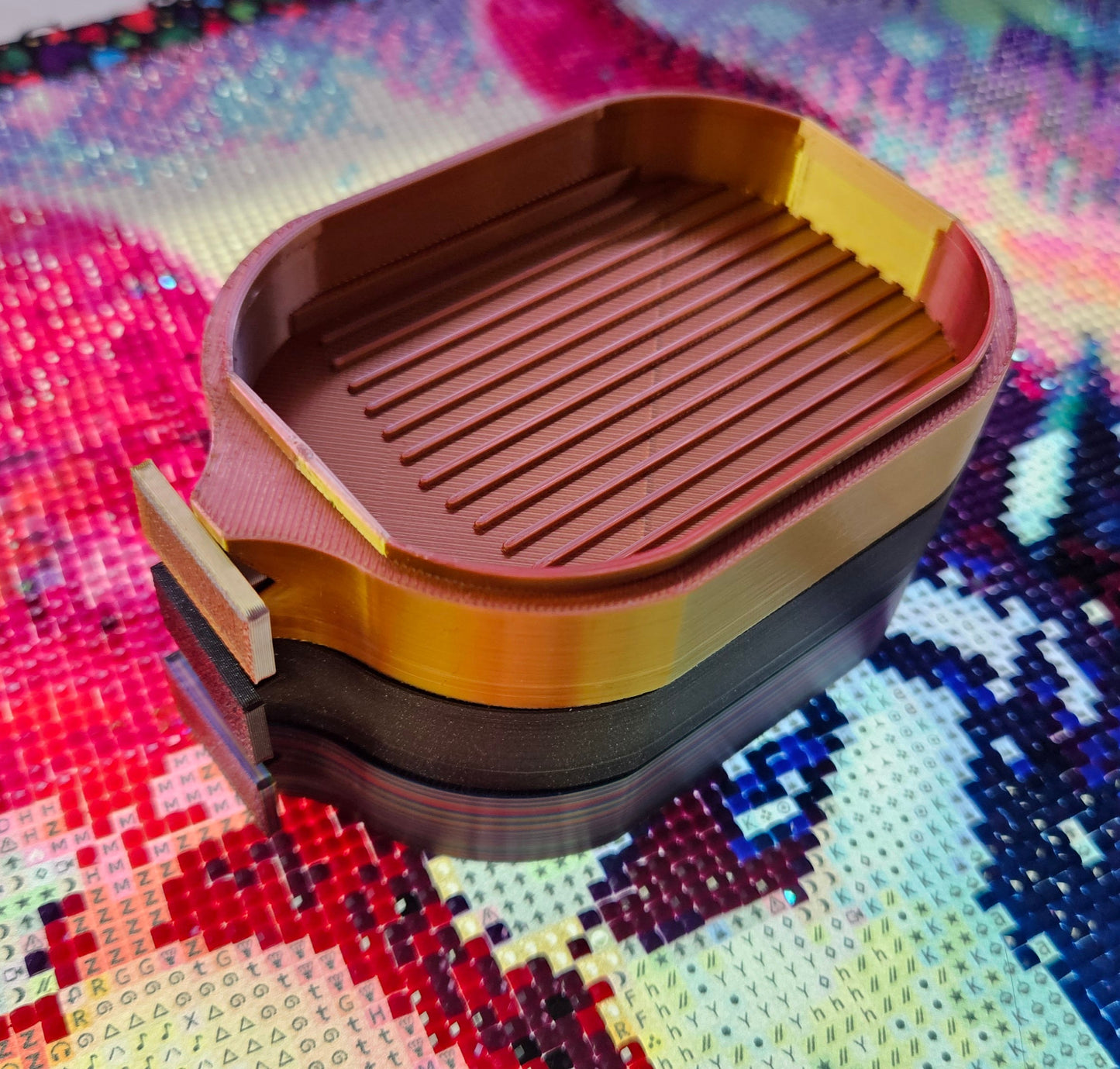 Cosmic Clickerz Stack-able Diamond Painting Trays, Click Together Rhienstone Art Trays With Stoppers Cosmic Crafts
