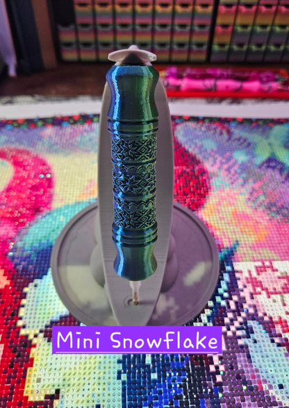 Stylish Diamond Art Pen MINI SNOWFLAKE Style, Lightweight 3D Printed Tool, E-Painter Version Available, Comfortable and Colorful, Diamond Painting Accessory Cosmic Crafts