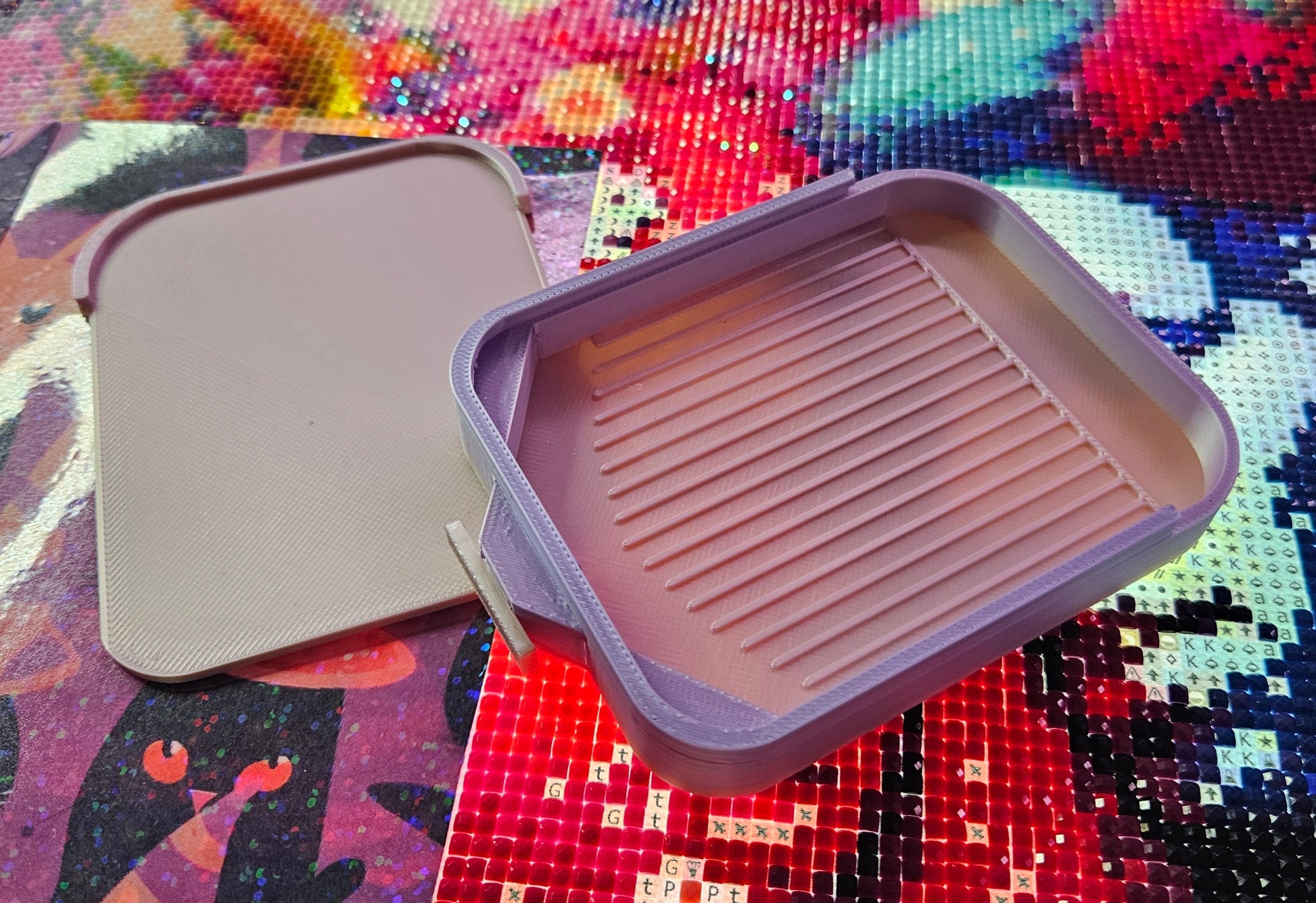 Astro Diamond Painting Tray, Rhinestone Drill Sorting Tray with Lid & Stopper Cosmic Crafts