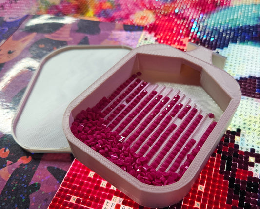 LUNA Deluxe Diamond Painting Tray, Small Rhinestone Art Tray with Snap-On Lid, Stopper and Spout Cosmic Crafts