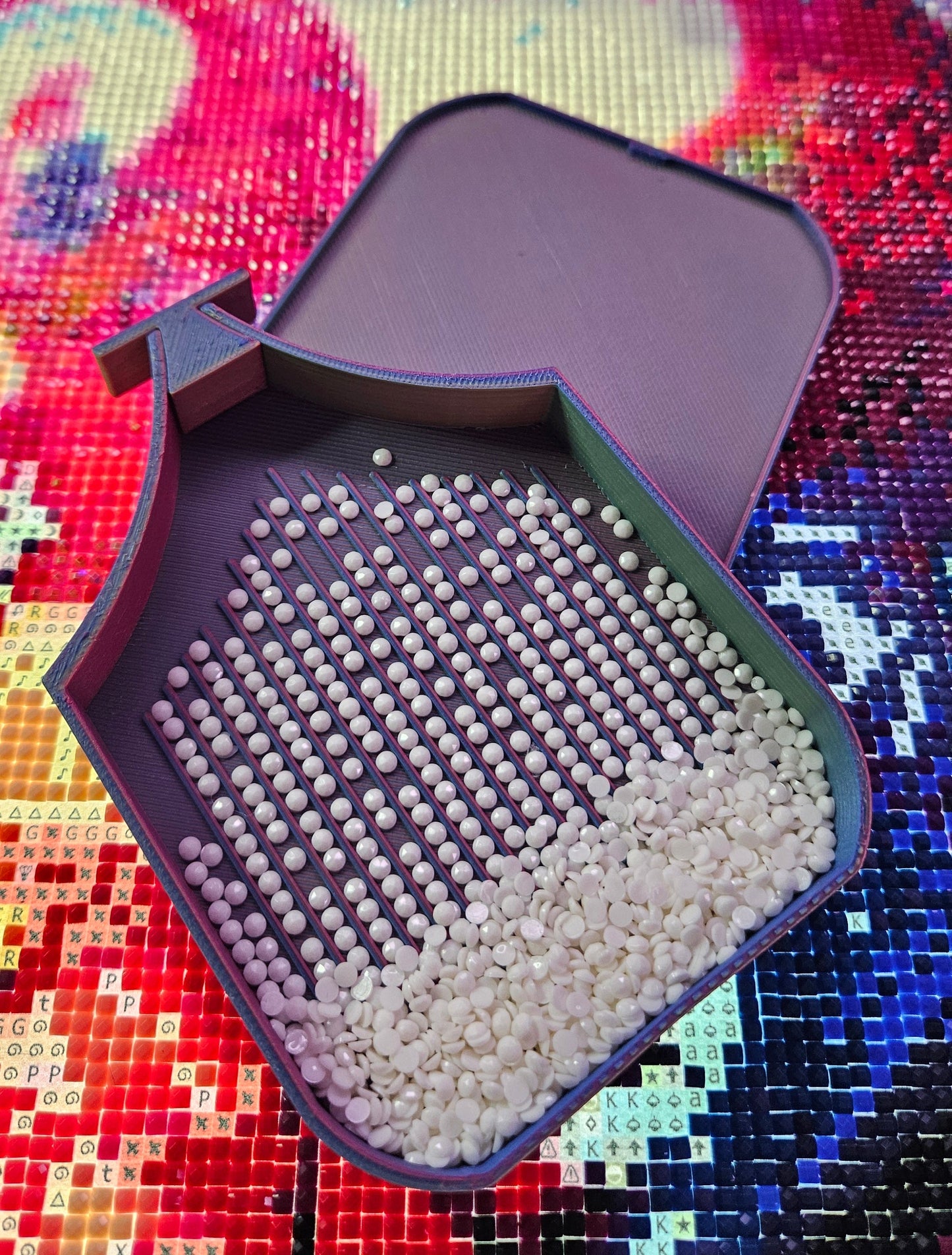 Asteroid SNAP, Medium Diamond Painting Tray with Snap-On Lid, Holographic Rhinestone Art Tool Cosmic Crafts