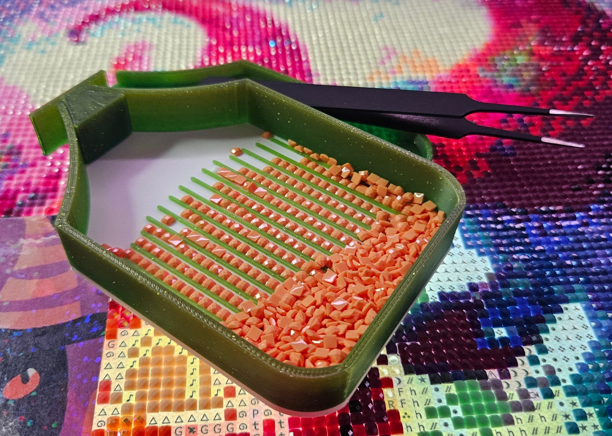 Multi-Color Stardust SNAP, Small Diamond Painting Tray with Snap-on Lid, Holographic Diamond Art Accessory Cosmic Crafts