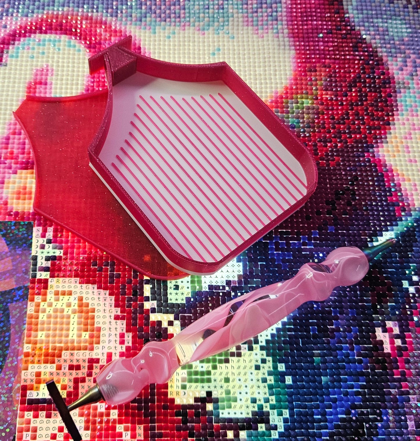 Multi-Color Asteroid SNAP, Medium Diamond Painting Tray with Snap-On Lid, Holographic Rhinestone Art Tool Cosmic Crafts