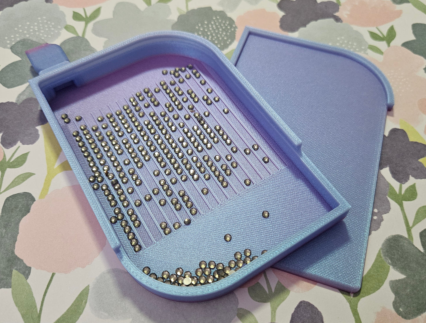 Leaf Washi Diamond Art Tray with Washi Shelf, Sliding Lid & Stopper, 3D Printed Drill Organizer, Unique Diamond Painting Tool