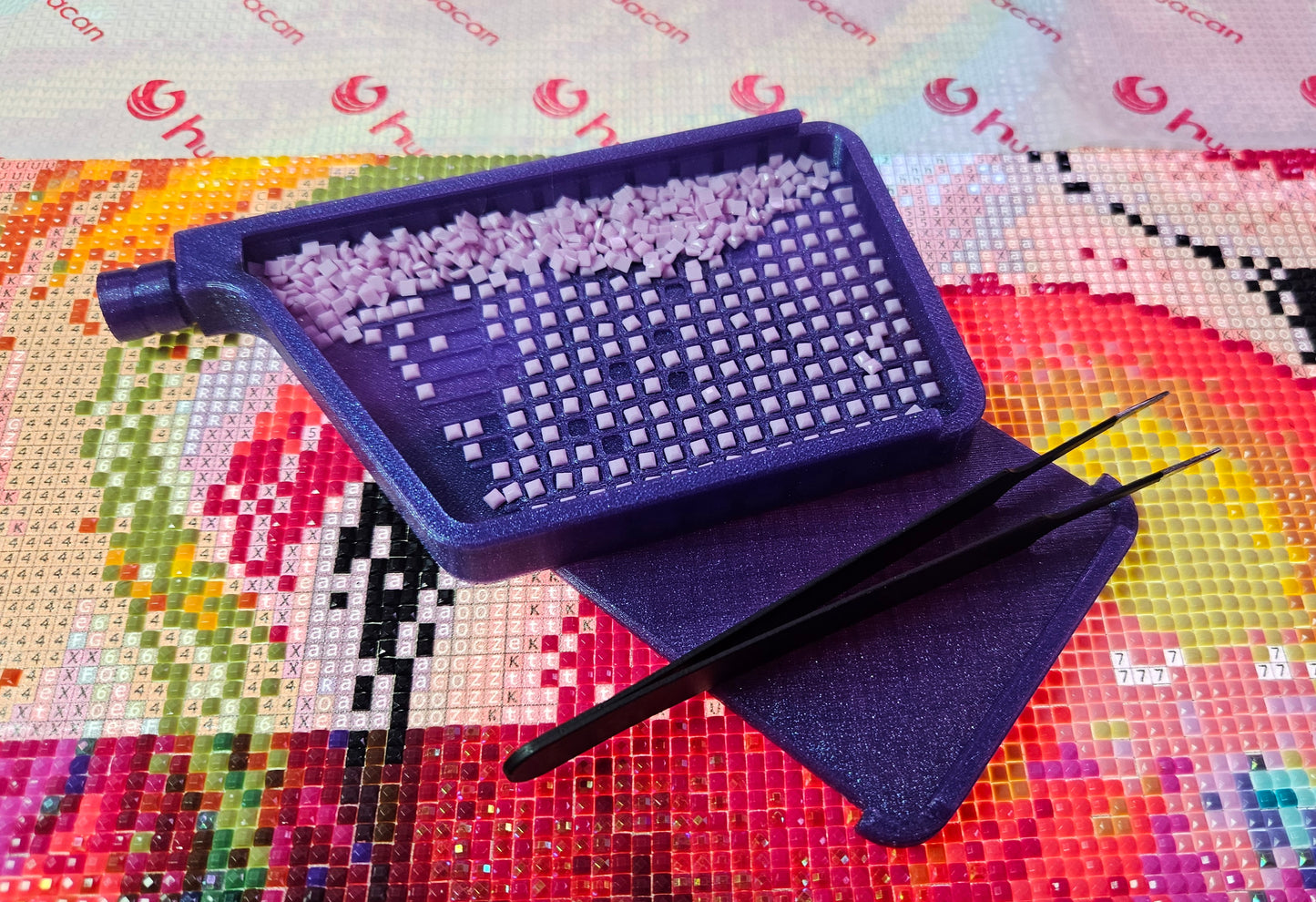 3D Printed Single Placer Diamond Art Tray, Stylish Diamond Painting Tool, Sliding Lid and Spout Stopper