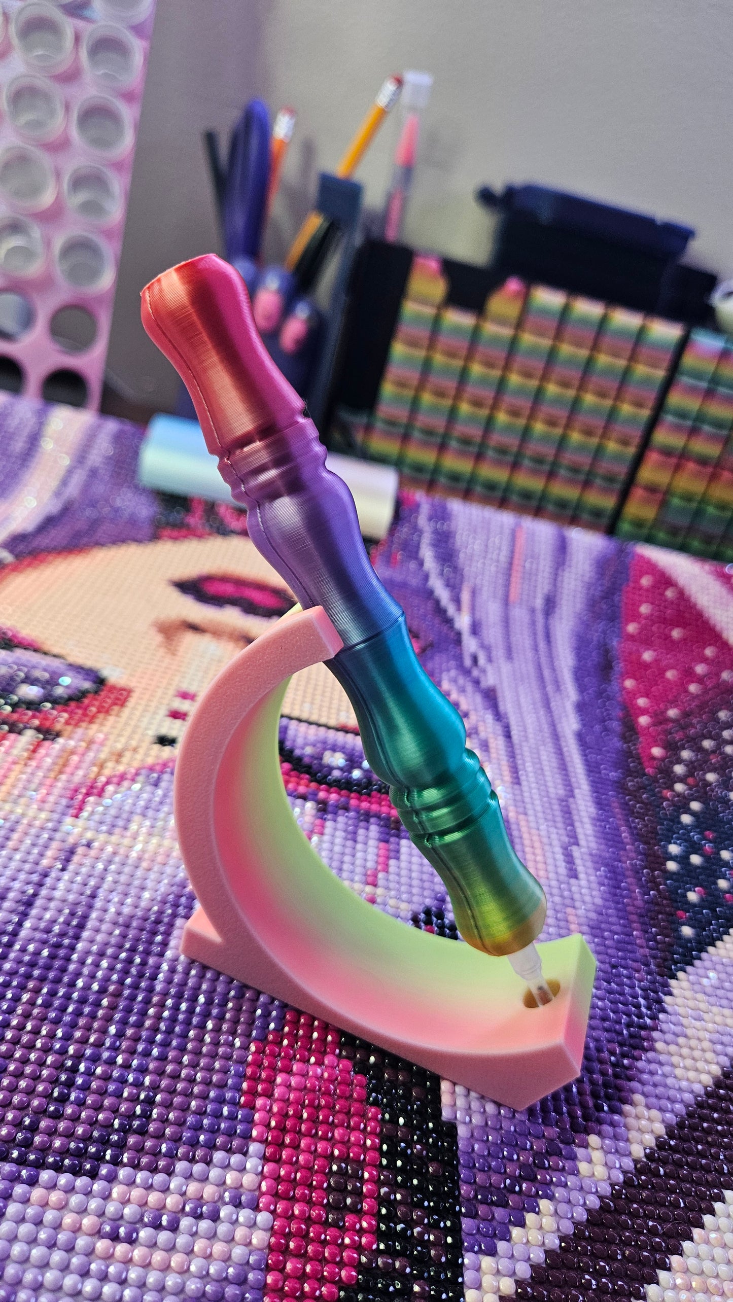 3D Printed Diamond Painting Pen, Carved 16 Wood Style, E-Painter Version Available, Lightweight Diamond Art Pen, Comfortable and Colorful Diamond Dot Tool, Drill Pen