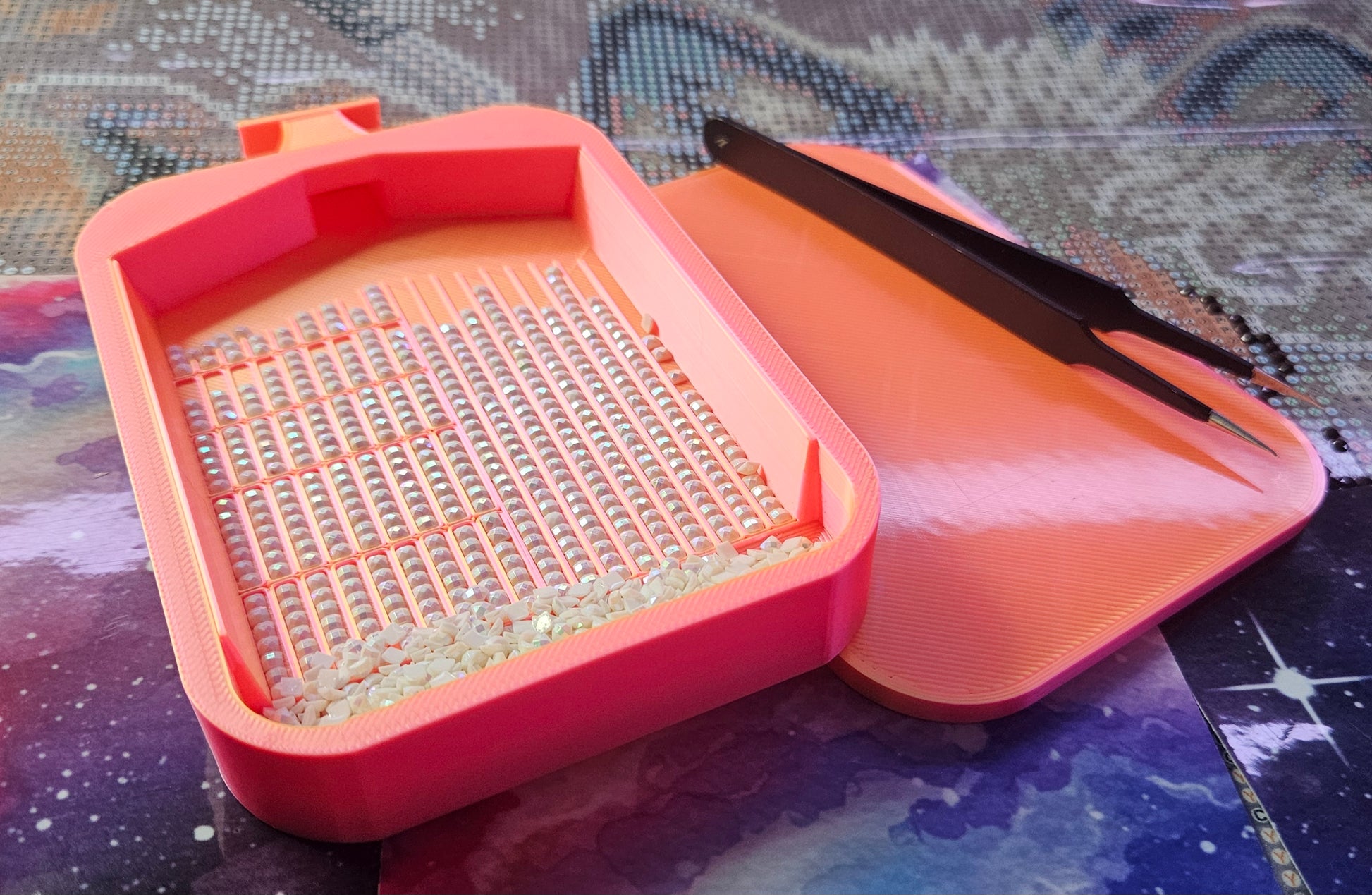 SOL Washi Multiplacer Diamond Painting Tray, Large Rhinestone Art Tray with Snap-On Lid Cosmic Crafts