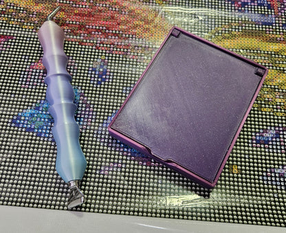 FLIP Dual Color Diamond Art Tray with Flip Lid & Sloped Spout, 3D Printed Drill Tray, Unique Diamond Painting Tool