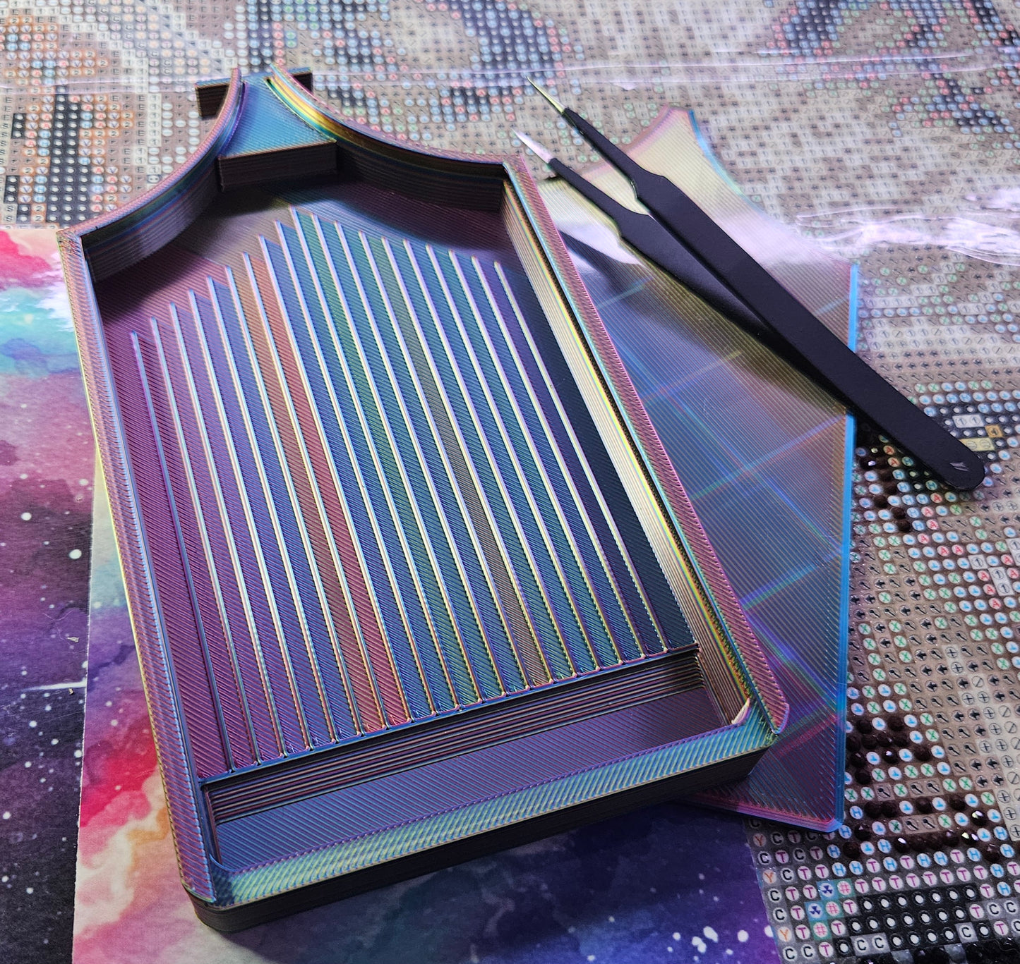 Long ECLIPSE WASHI Diamond Painting Tray with Lid, Spill Resistant Diamond Art Accessory Cosmic Crafts