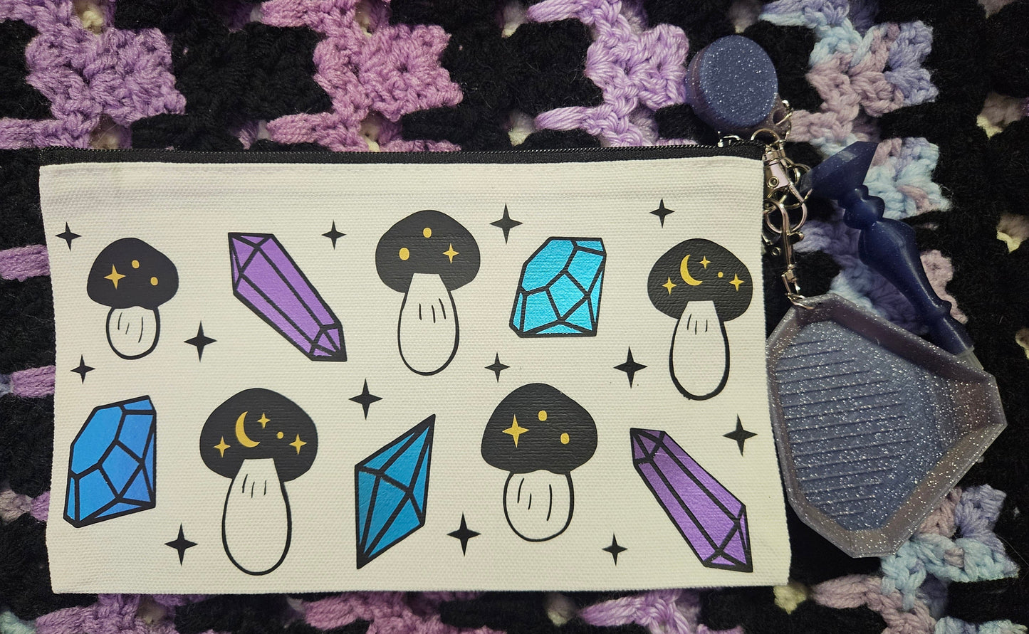Diamond Painting Travel Bag & Diamond Art Keychain Kit, Cute To-Go Rhinestone Craft Bag & Toolkit Cosmic Crafts