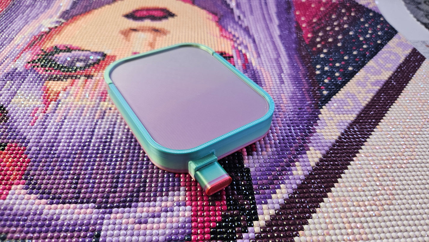 Pebble Diamond Art Tray, 3D Printed Rhinestone Painting Organizer with Lid and Stopper