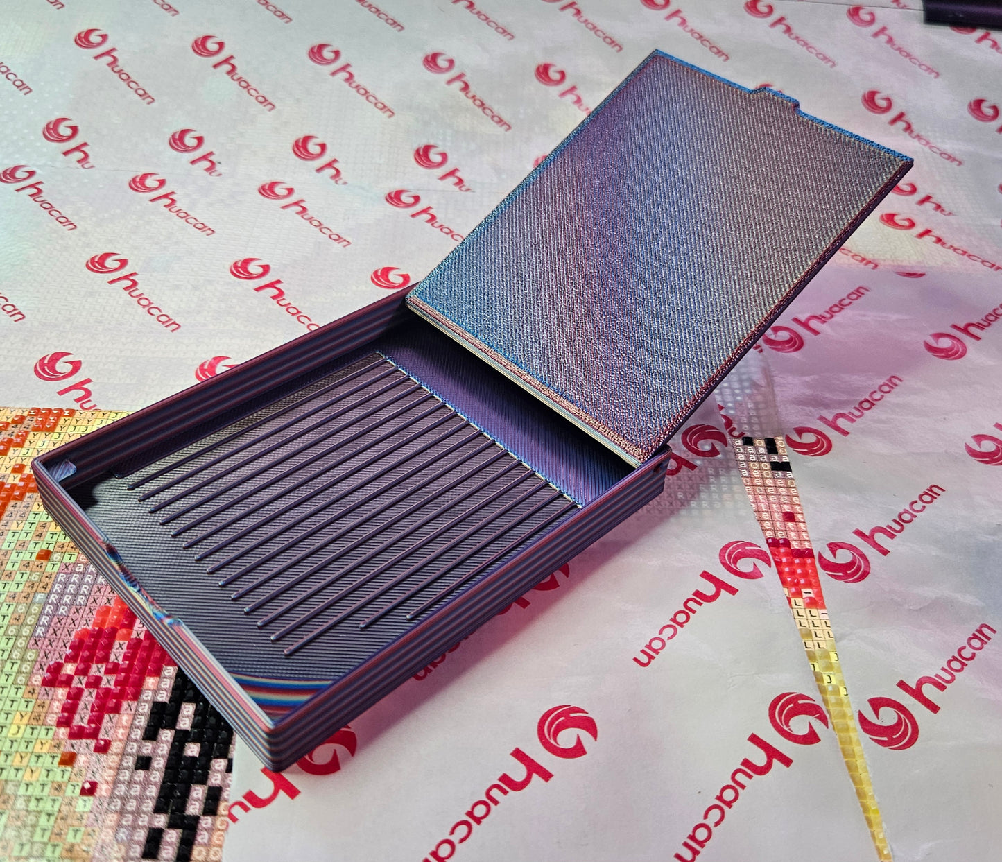 FLIP Diamond Art Tray with Flip Lid & Sloped Spout, 3D Printed Drill Tray, Unique Diamond Painting Tool