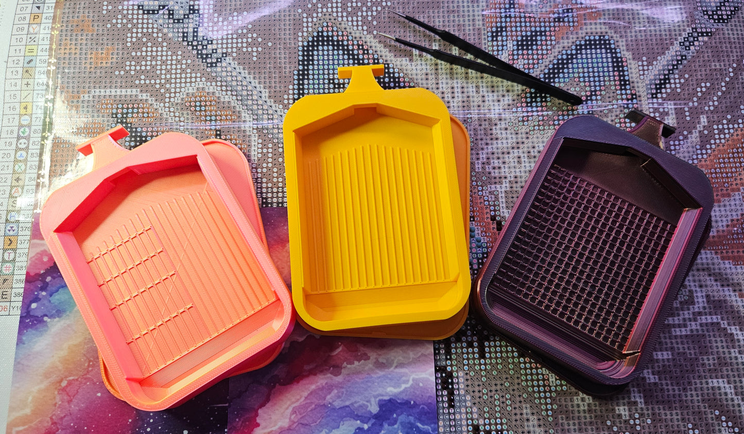 SOL Washi Multiplacer Diamond Painting Tray, Large Rhinestone Art Tray with Snap-On Lid Cosmic Crafts