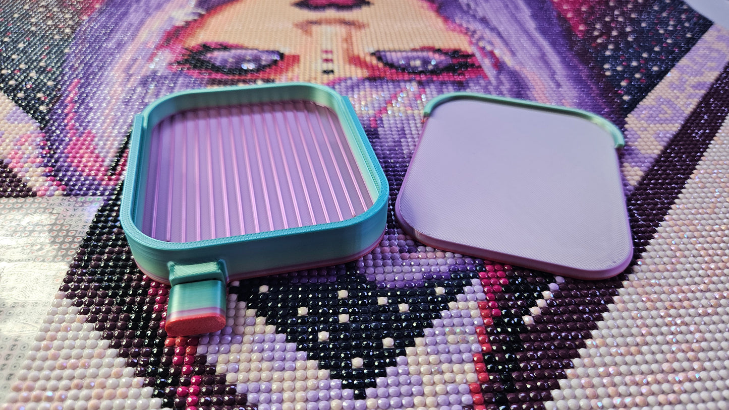 Pebble Diamond Art Tray, 3D Printed Rhinestone Painting Organizer with Lid and Stopper