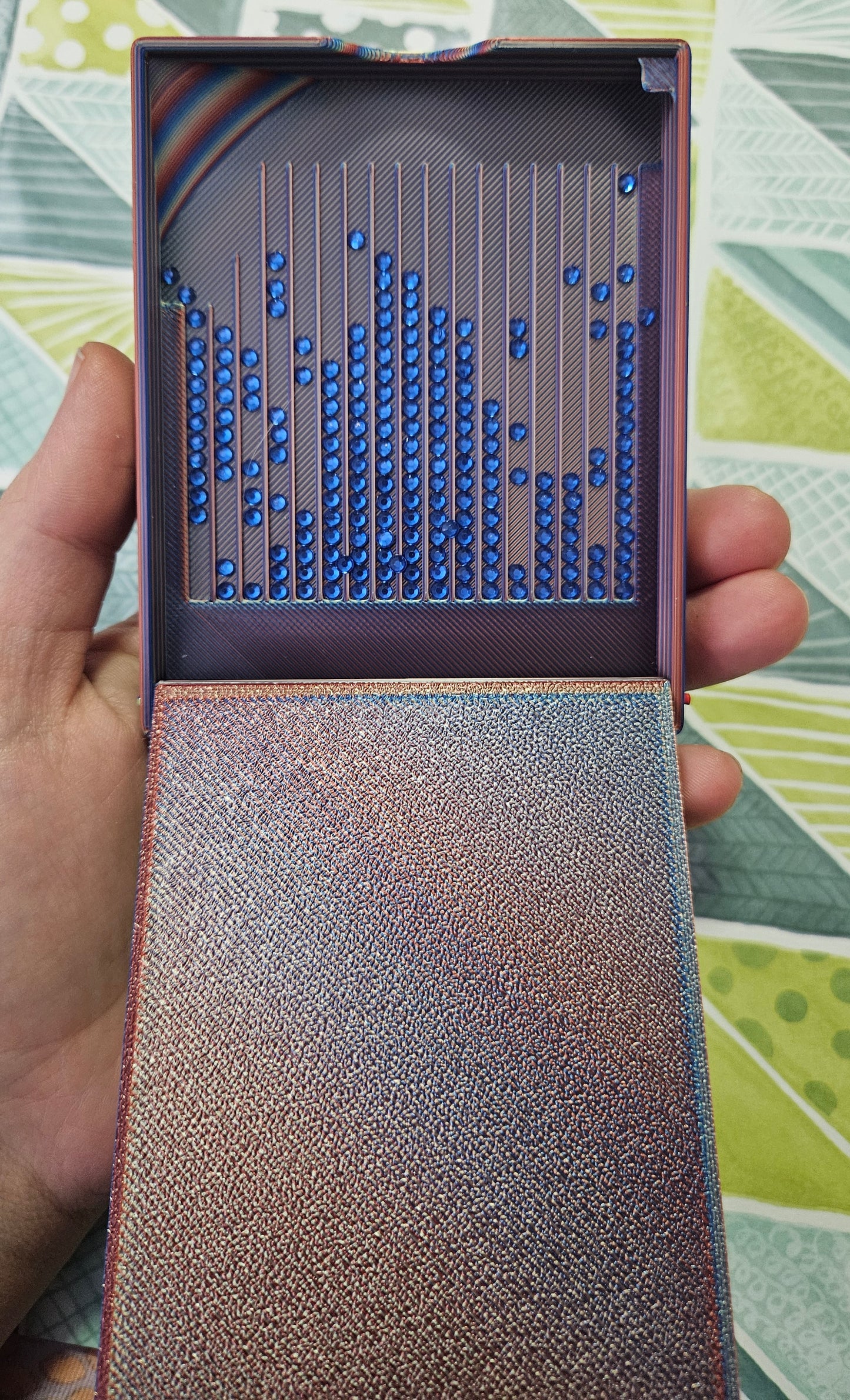 FLIP Diamond Art Tray with Flip Lid & Sloped Spout, 3D Printed Drill Tray, Unique Diamond Painting Tool