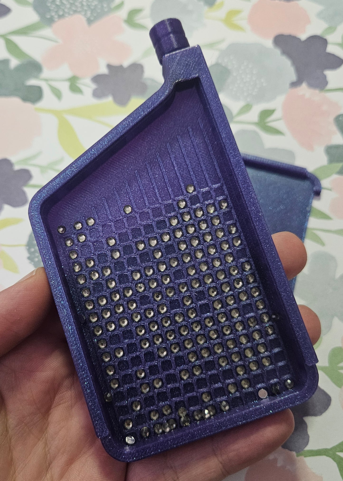 3D Printed Single Placer Diamond Art Tray, Stylish Diamond Painting Tool, Sliding Lid and Spout Stopper