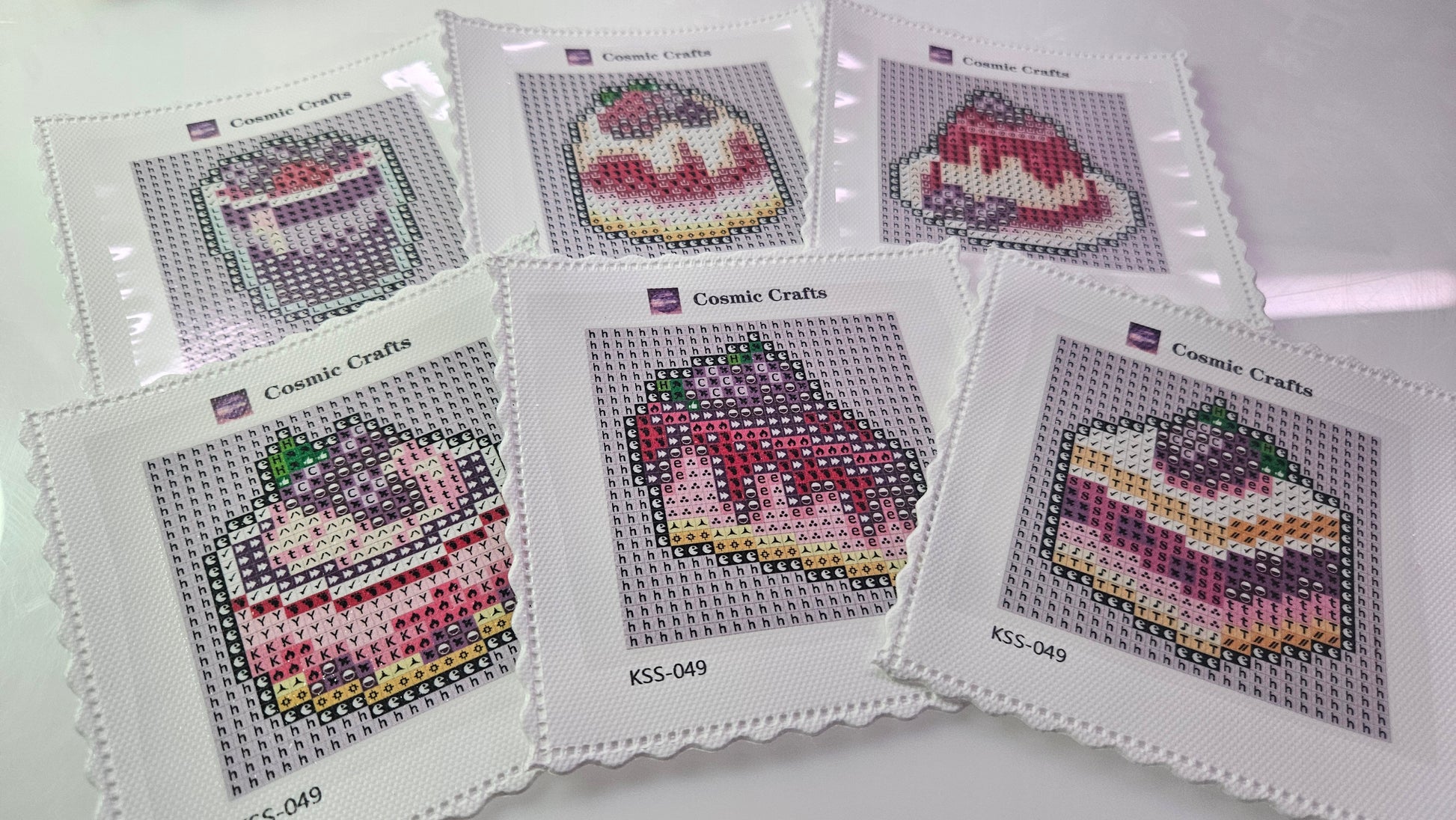 Mini Berry Medley Treats Diamond Art Kit (6-Pack) Cosmic Crafts