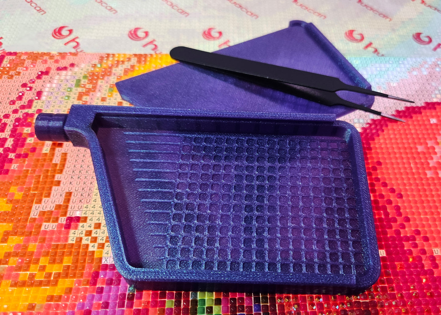 3D Printed Single Placer Diamond Art Tray, Stylish Diamond Painting Tool, Sliding Lid and Spout Stopper