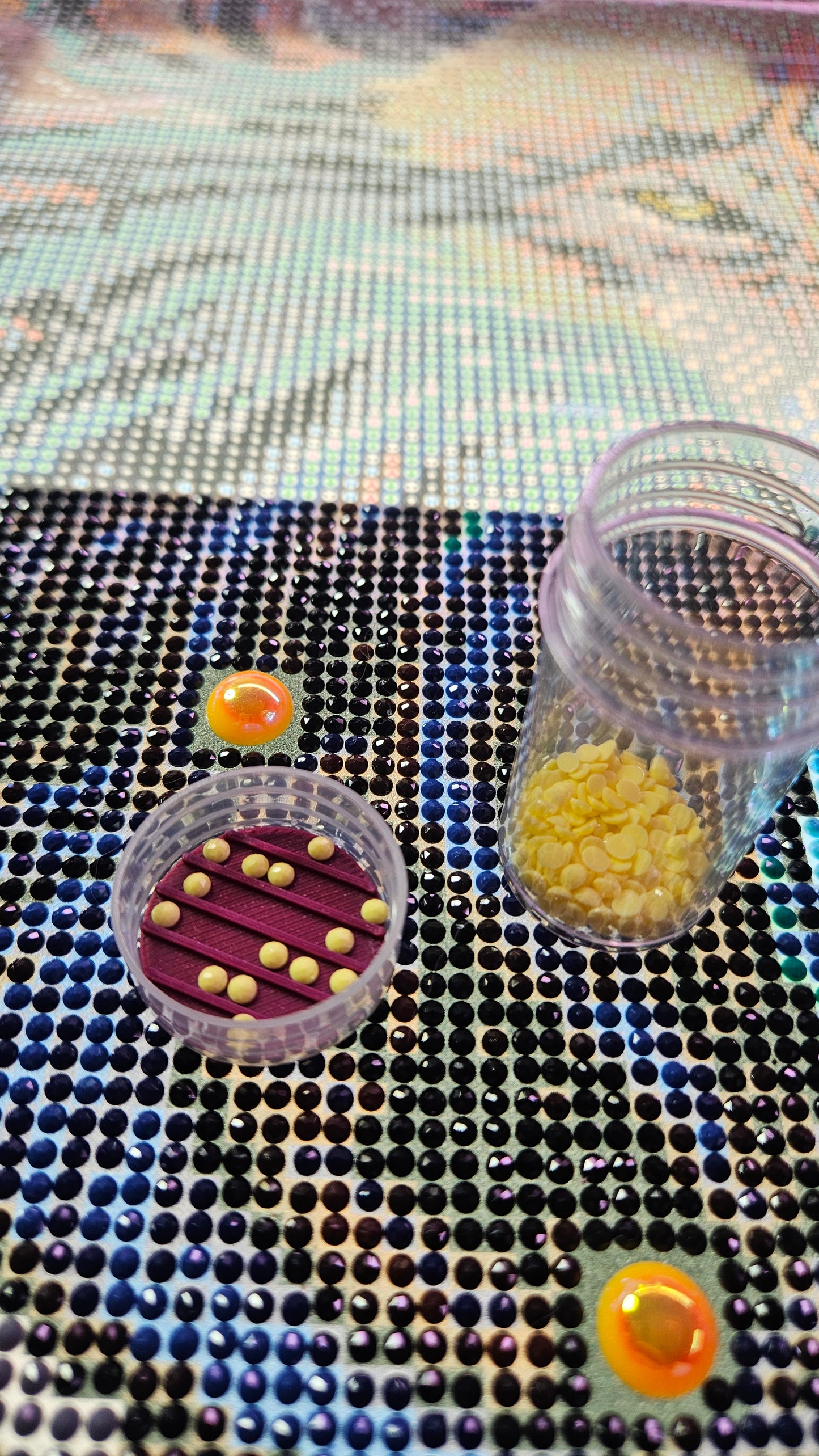 LIDLINS Round ArtDot Container Lid Tray Inserts, Mini Diamond Painting Drill Tray, Lined Round Insert Cosmic Crafts