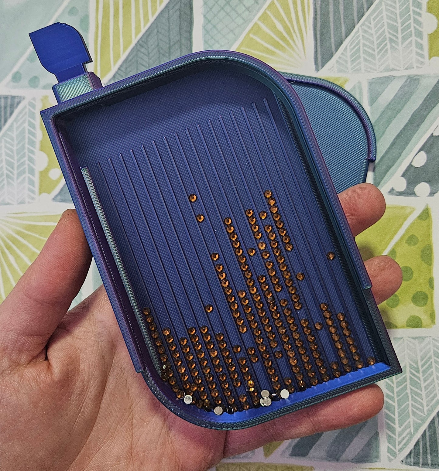 Leaf Diamond Art Tray with Sliding Lid & Stopper, 3D Printed Drill Organizer, Unique Diamond Painting Tool